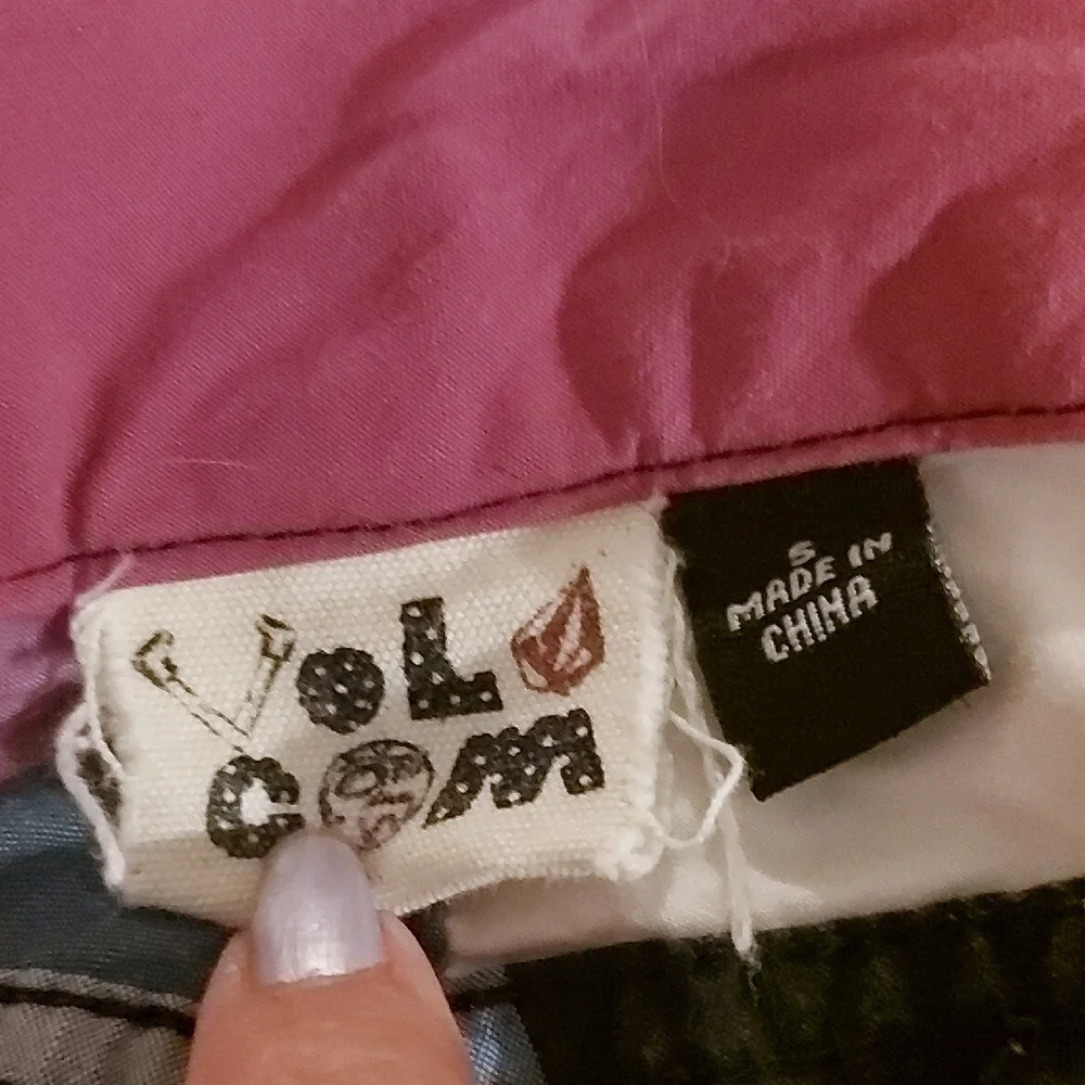 Color Block Shorts - Picture 2 of 3